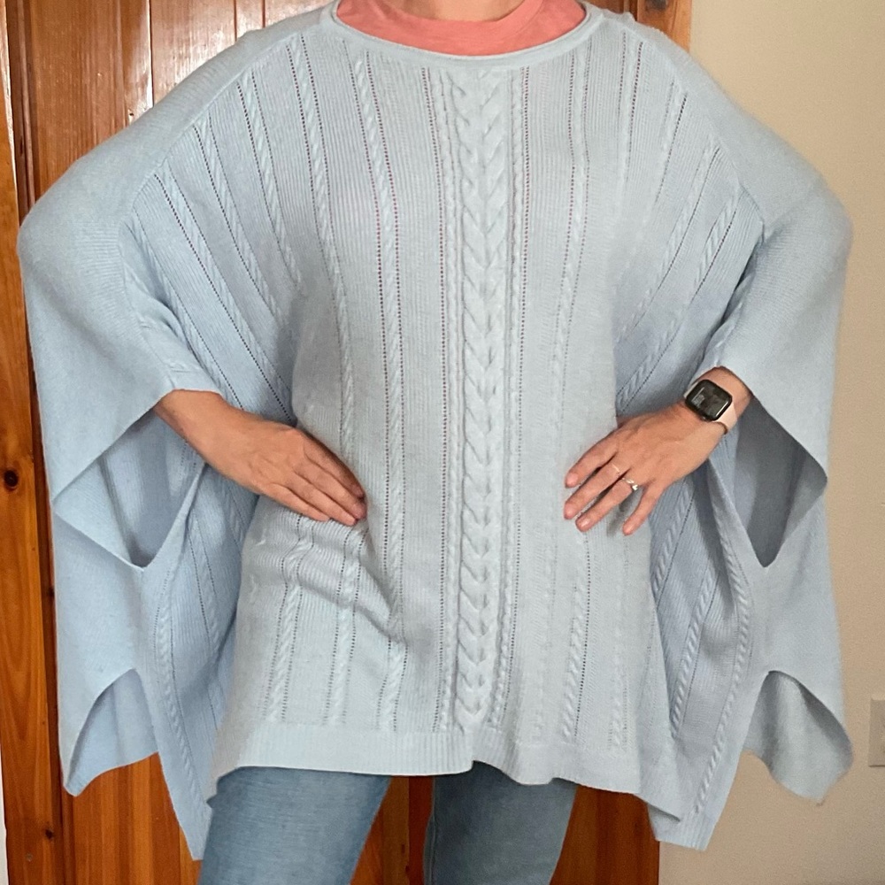 BROOKS BROTHERS Soft Cable Knit Light Blue Wool Poncho Sweater One Size